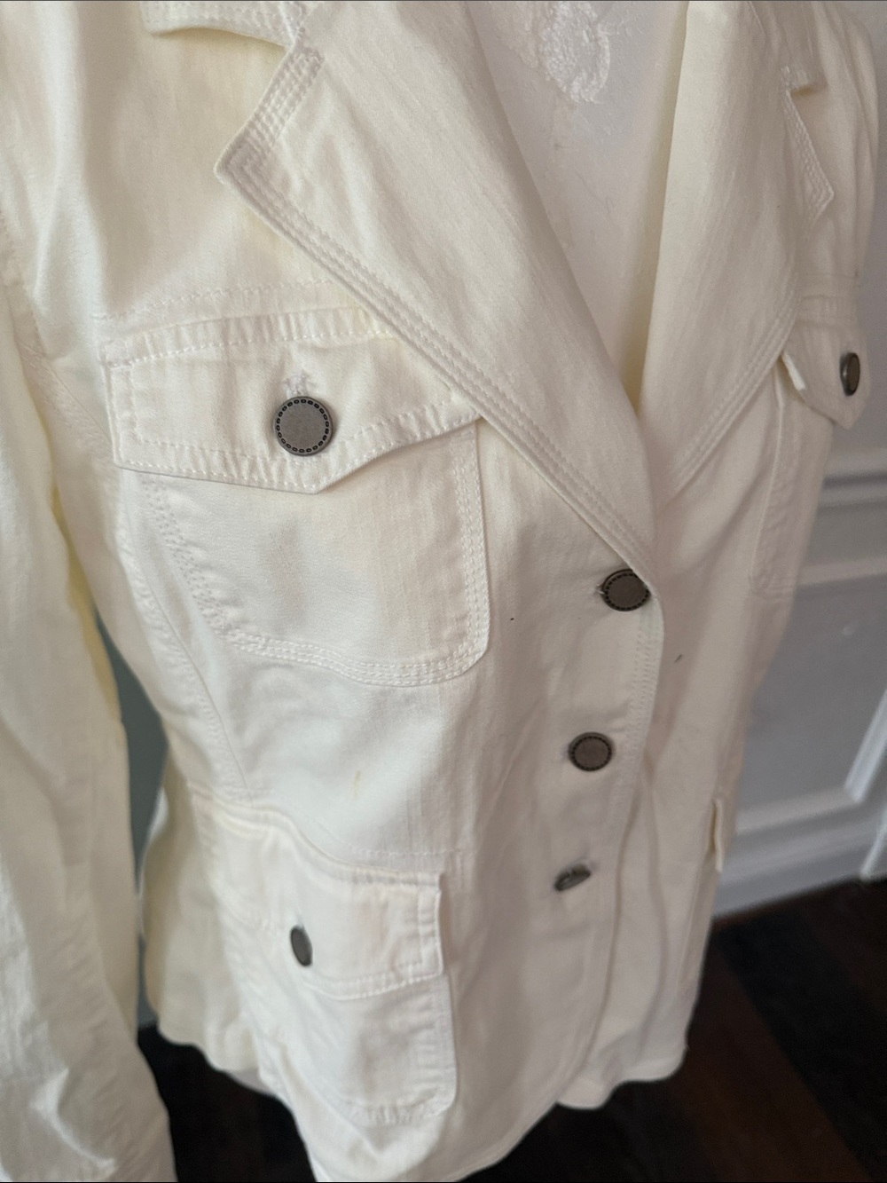 Women’s White Button-Front Jacket